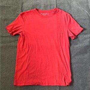 American Eagle Outfitters Vibrant Red Short Sleeve Tee